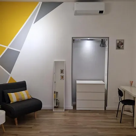 Varia Domus Apartment *